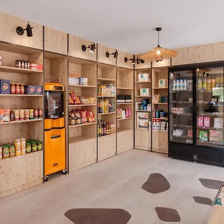Modern With Air Conditioning, In A Park, The At 1 5 Km From Chalet Le Grau-d'Agde
